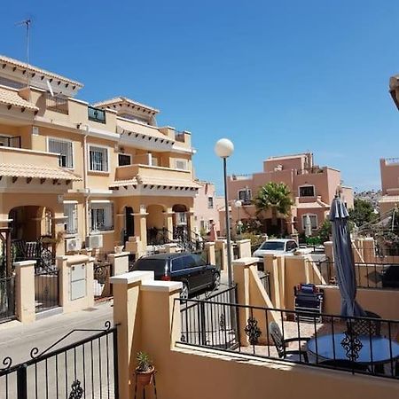 3 Bedroom Townhouse In Alicante, Orihuela Εξωτερικό φωτογραφία