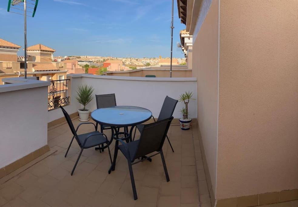 3 Bedroom Townhouse In Alicante, Orihuela Εξωτερικό φωτογραφία