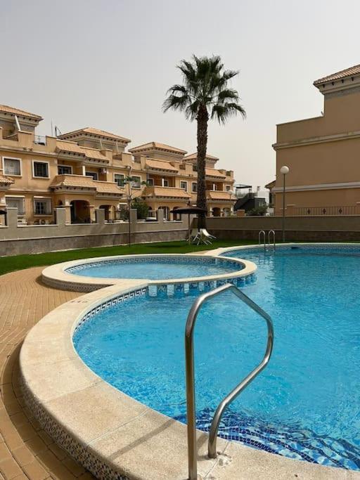 3 Bedroom Townhouse In Alicante, Orihuela Εξωτερικό φωτογραφία