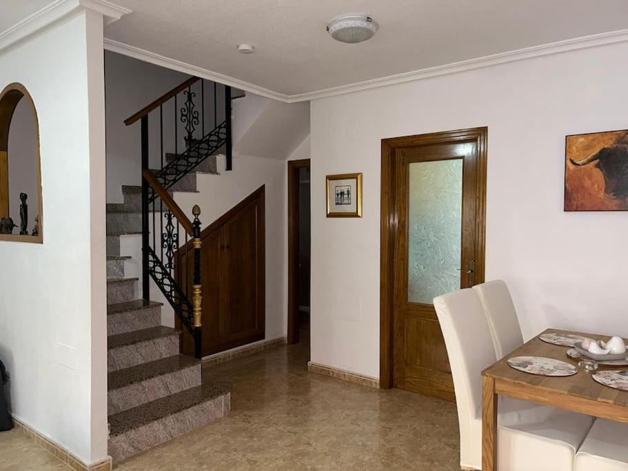 3 Bedroom Townhouse In Alicante, Orihuela Εξωτερικό φωτογραφία