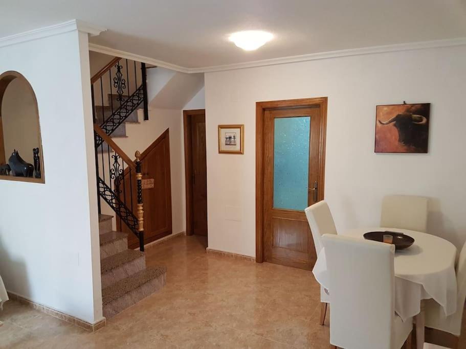 3 Bedroom Townhouse In Alicante, Orihuela Εξωτερικό φωτογραφία